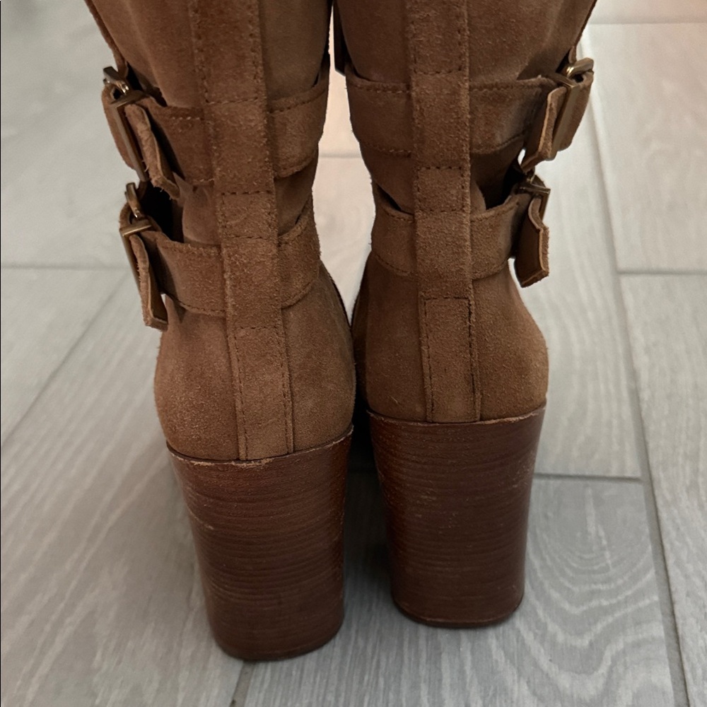 BCBGeneration Boots - Picture 3 of 7